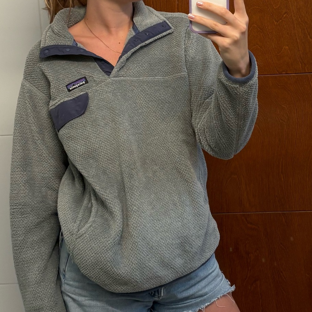 Patagonia Women's Gray Green Snap-T Fleece Pullover